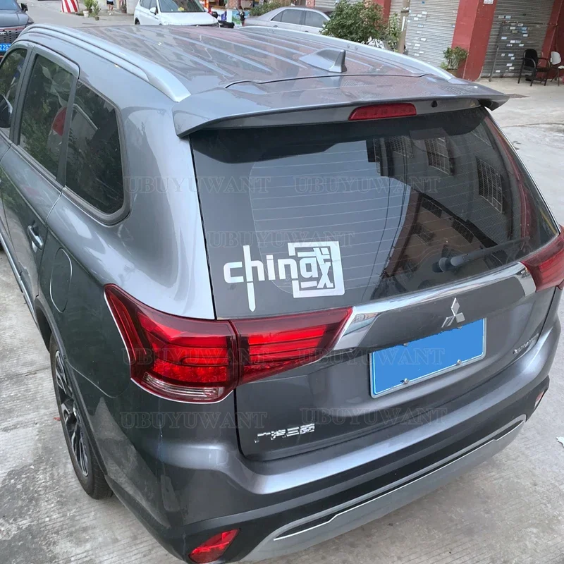 Alerón trasero ABS para Mitsubishi Outlander 2013-2019, vista lateral