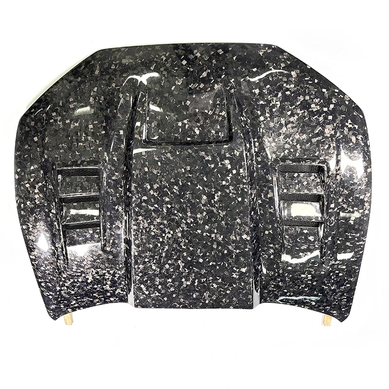 Capó fibra de carbono OMCar para Ford Mustang Mach-E 2021-2024 - imagen 2