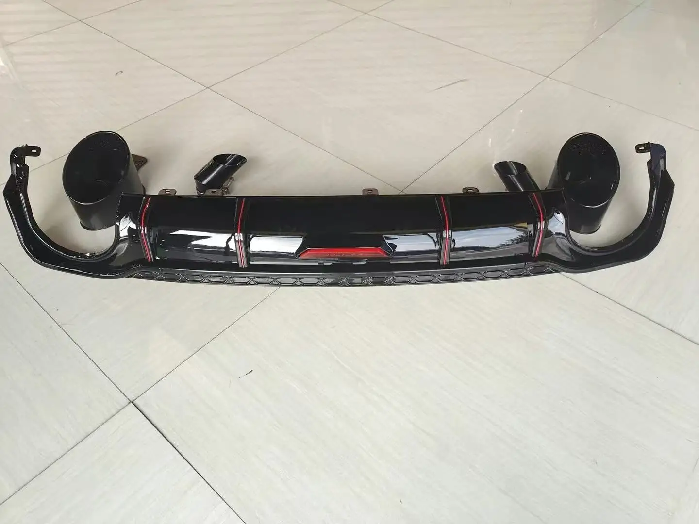 Difusor trasero RS6 para Audi A6 Avant C8 S-Line con tubo escape - imagen 4