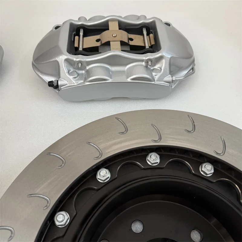 Pinza de freno Jekit GT4 con disco 355x28 mm – Nissan GT-R R32-R35 - imagen 2