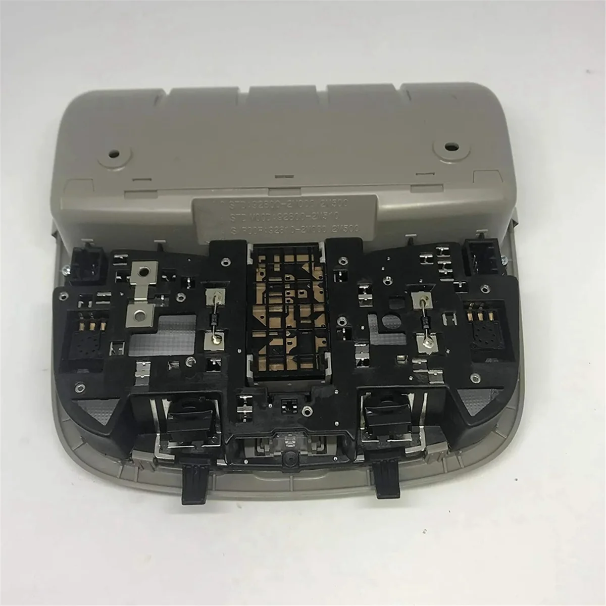 Lámpara de consola 92810-2M000 Hyundai Genesis Coupe 2010-2016 gris - imagen 4