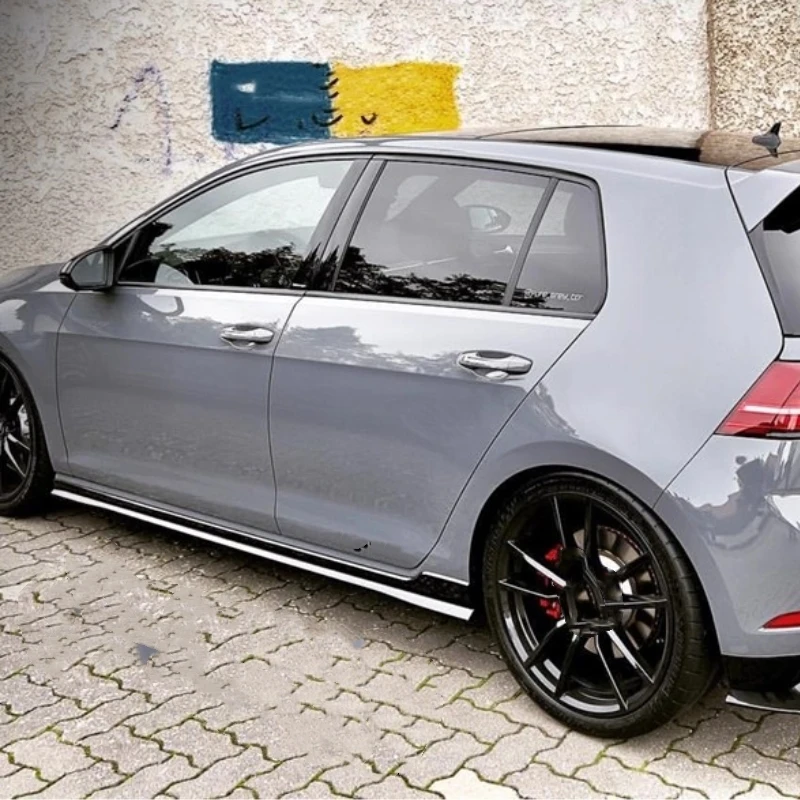 Faldones laterales Golf 7 GTI ABS negro brillante (2014-2020) - imagen 4