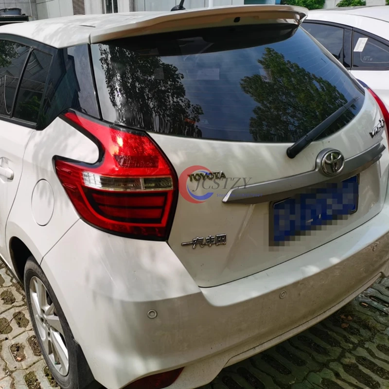 Para Toyota Yaris Spoiler 2014 - 2022 ABS plástico sin pintar Color alerón trasero del techo alerón del maletero estilo del coche - imagen 3