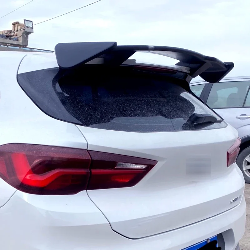 Alerón trasero negro brillante Mercedes Clase A W176 A45 AMG - imagen 4