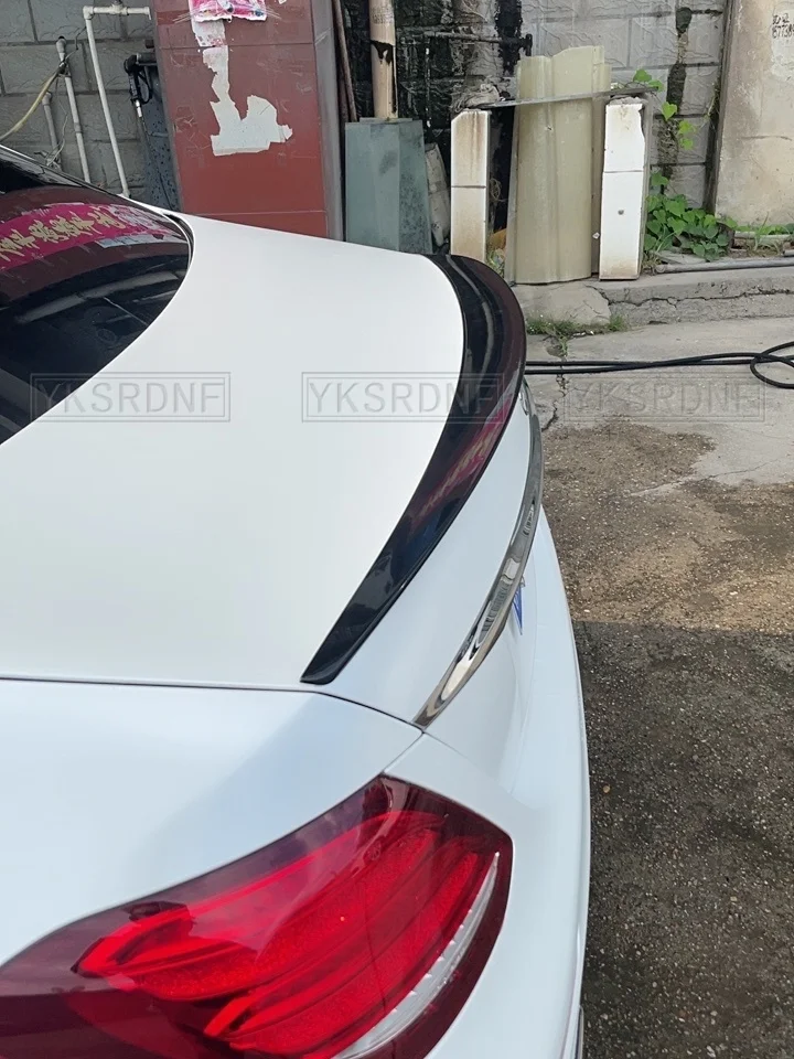 Alerón trasero Mercedes-Benz Clase C W205 2014-2021 C180-C300 - imagen 5