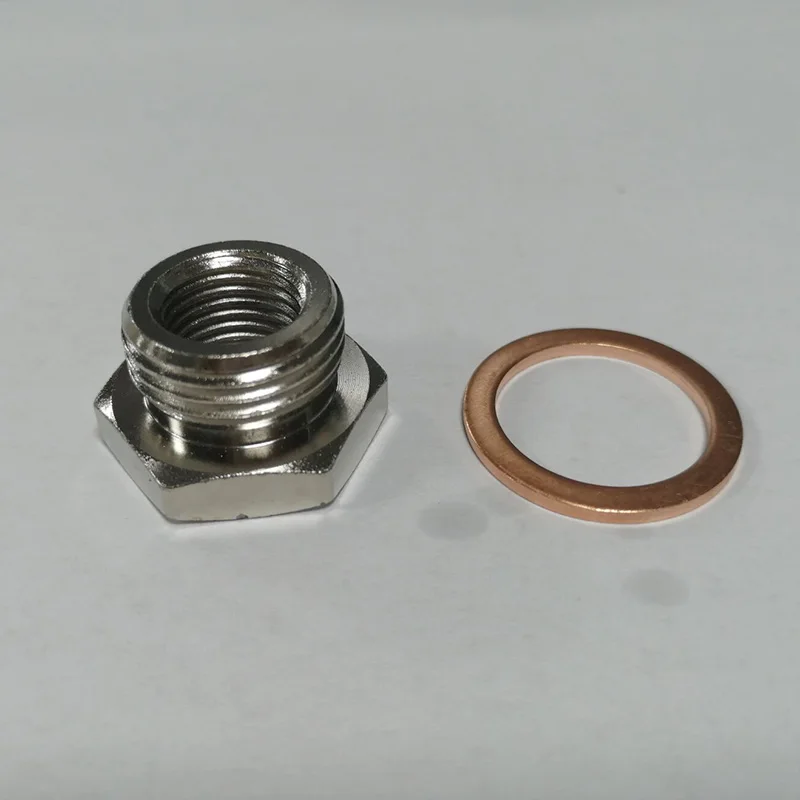 Adaptador reductor y arandela de cobre incluidos