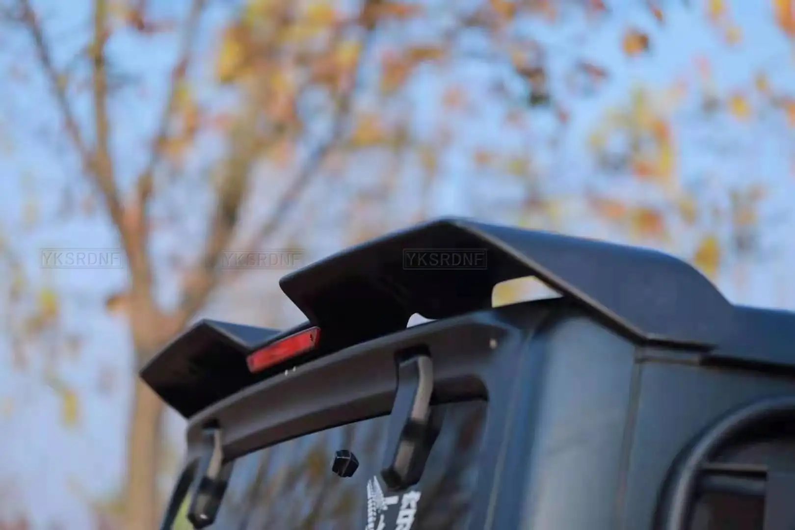 Alerón de techo Jeep Wrangler JK JL 2018-2024 luz freno integrada - imagen 4