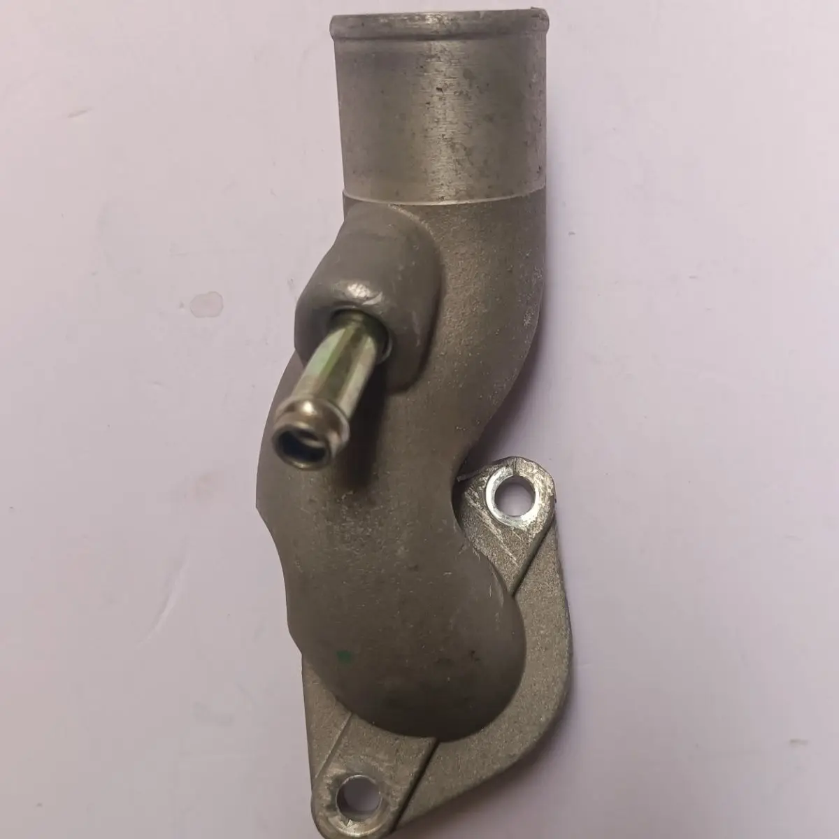 Tubería de agua de aleación para motor 465 1.0 L - imagen 2