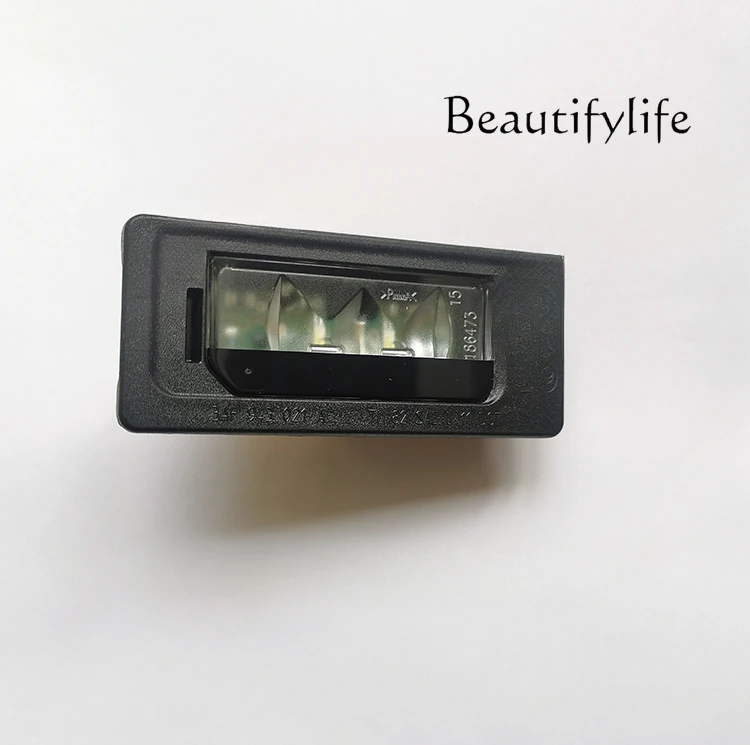Luz LED matrícula trasera universal – recambio original para coche - imagen 2