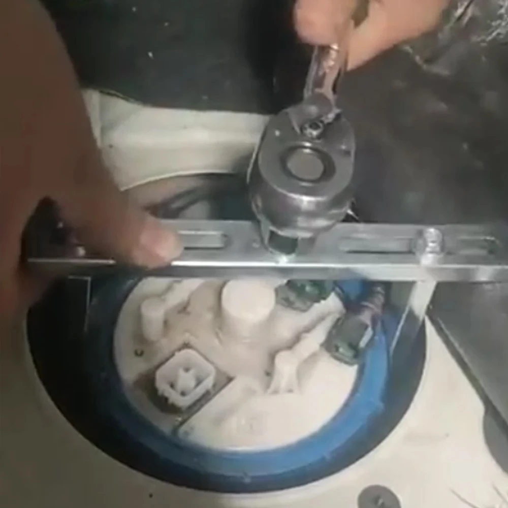 Llave de mandíbula para moto: tapas de bomba y depósito de aceite - imagen 5