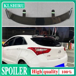 Alerón trasero aspecto fibra de carbono ABS Hyundai i30 2013-2016