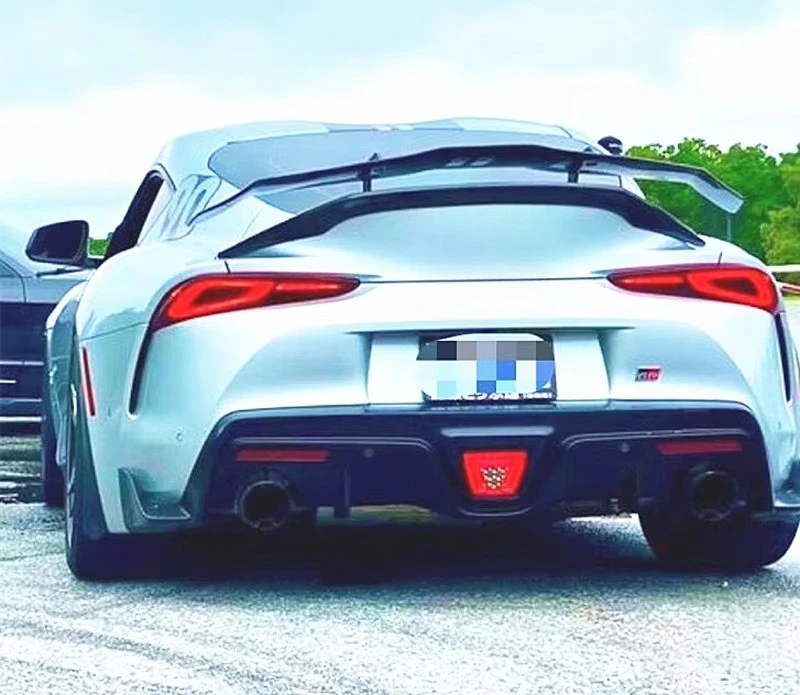 Alerón de fibra de carbono cuello de cisne para Toyota Supra A90 - imagen 4