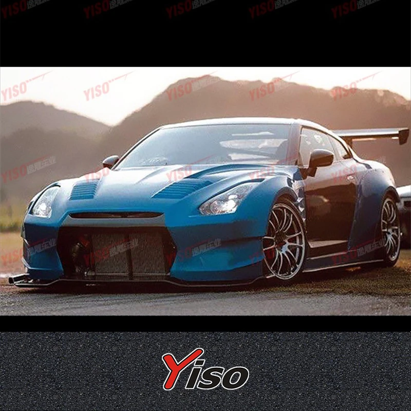 Kit aerodinámico Nissan GT-R R35: parachoques trasero, alerón y faldas