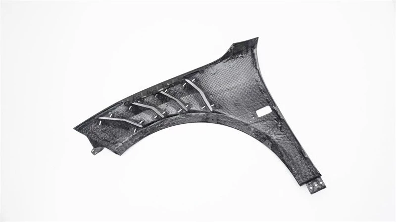 Capó de fibra de carbono para ZEEKR 001 - imagen 3