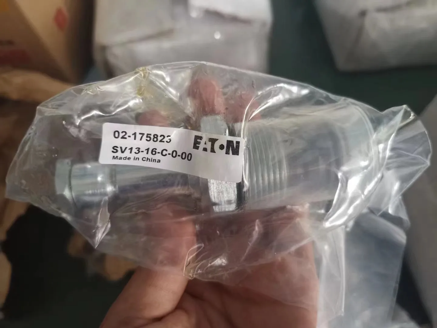 EATON SV13-16-C-0-00 Válvula solenoide 02-175823 - imagen 2