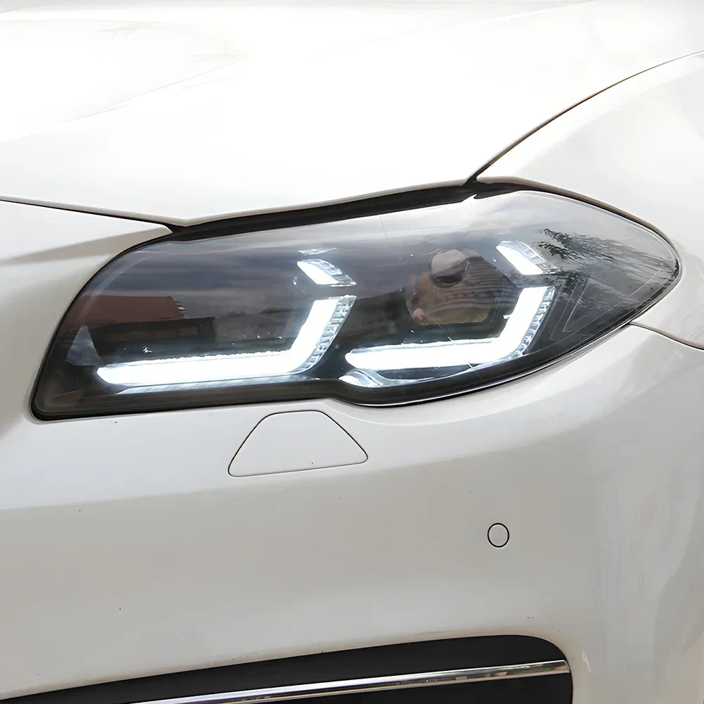 Conjunto de faros delanteros LED BMW F10 525i 530i 535Li 2011-2017