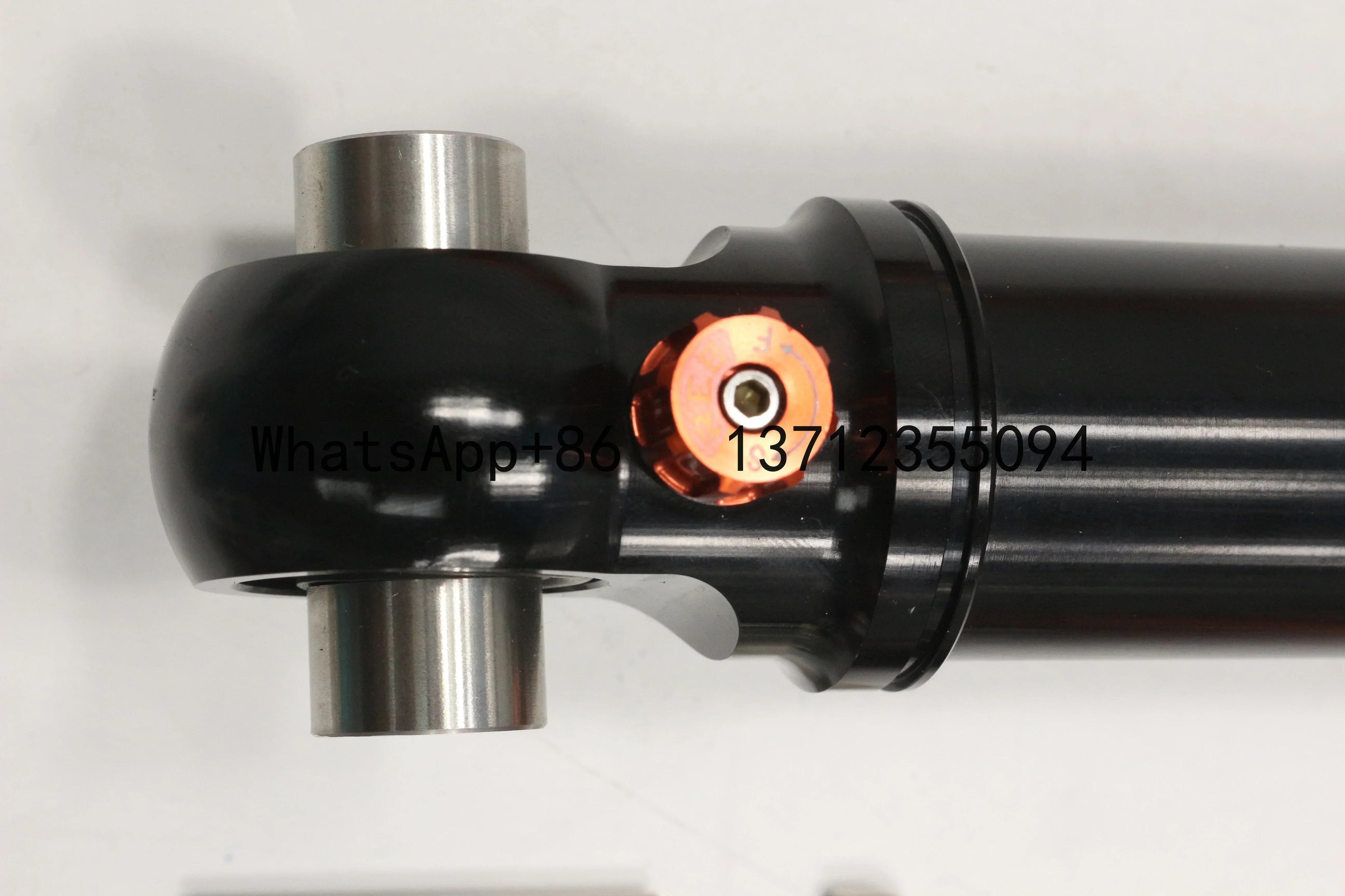 Kit elevación suspensión gas nitrógeno ajustable Pajero V97/V93/V77 - imagen 4