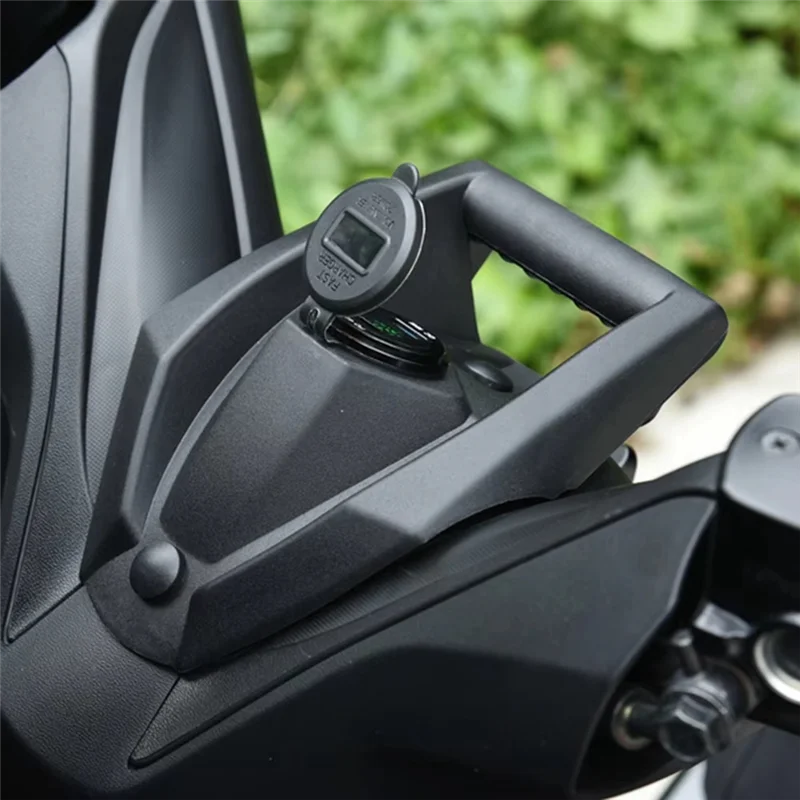 Soporte de móvil con puerto USB para Yamaha XMAX 300 (2017-2024) - imagen 2