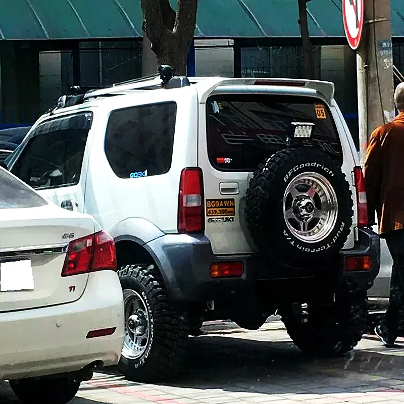 Alerón trasero de techo para Suzuki Jimny 2007-2017 efecto carbono - imagen 2