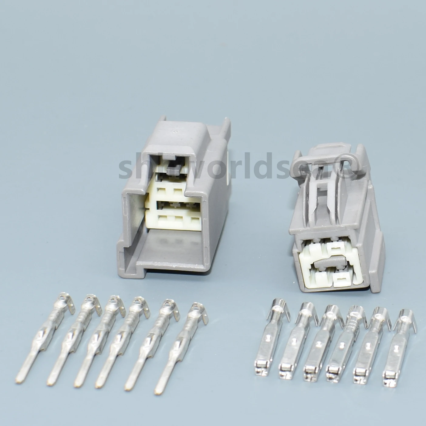 Conector de cámara trasera Ford con cable de conexión - imagen 2