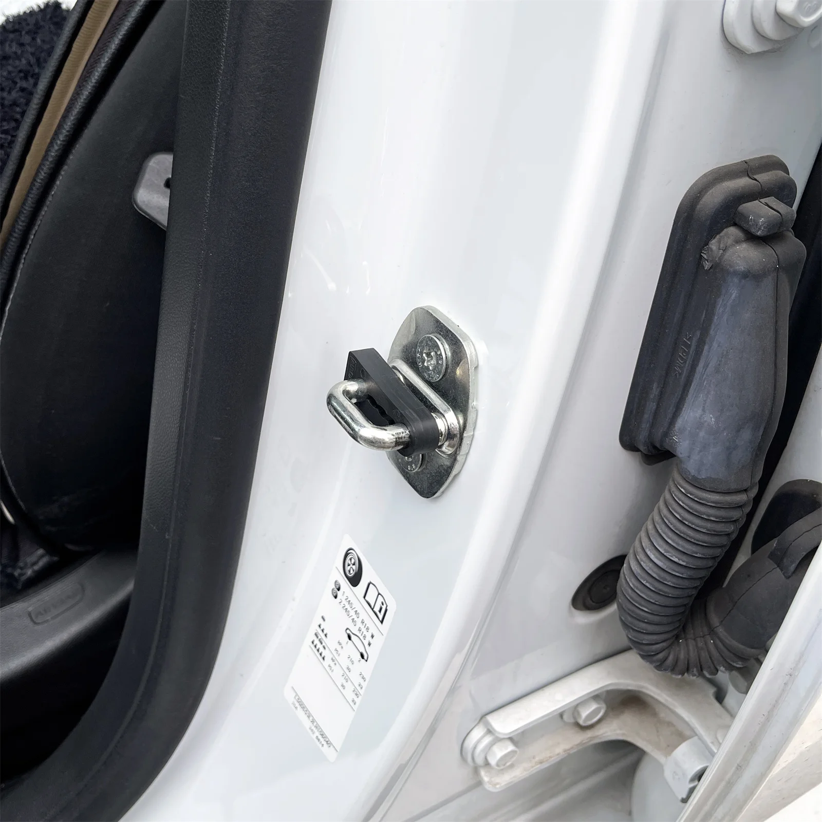 Amortiguador cerradura de puerta Cadillac ATS/CTS/CT4/CT5 - imagen 5