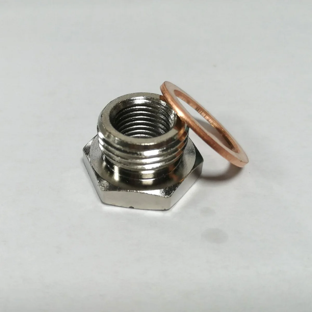 Adaptador sonda lambda M18x1,5 a M12x1,25 con junta de cobre - imagen 3