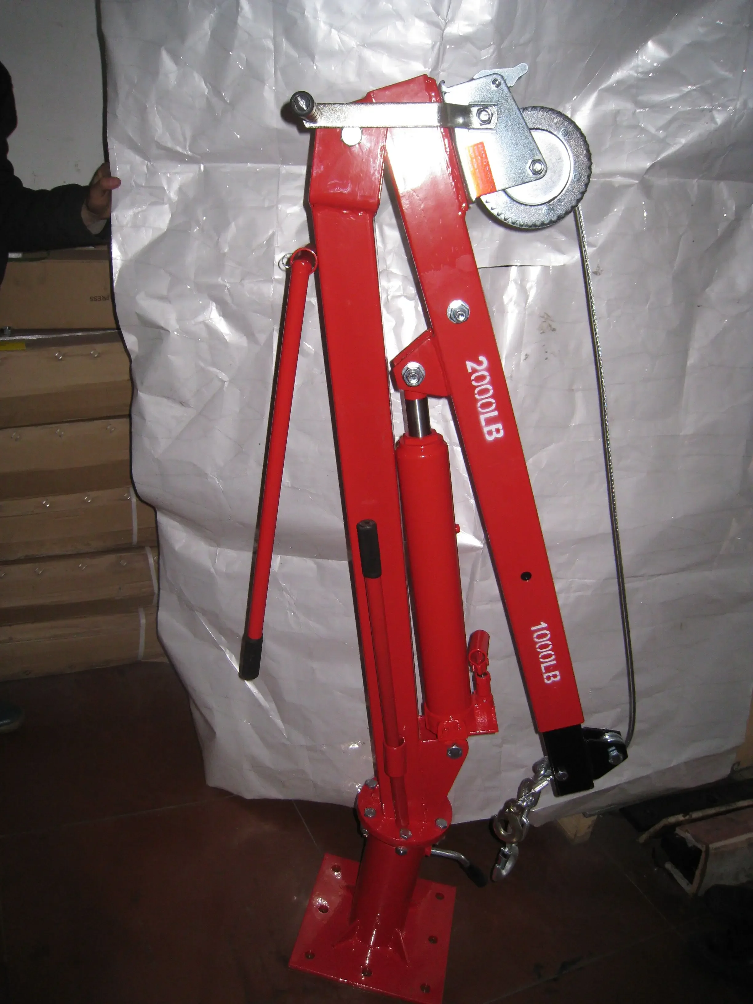 Grúa hidráulica plegable de taller 2000 kg para elevación motor - imagen 4