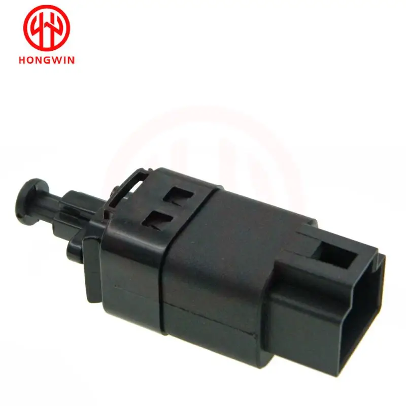 Interruptor luz de freno Chevrolet Aveo, Optra y Daewoo Kalos - imagen 2