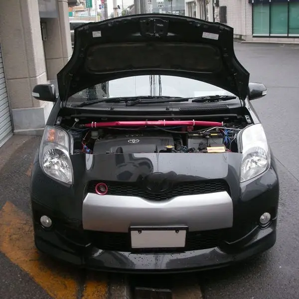 Puntal de gas para capó Toyota Vitz NCP91 2005-2010