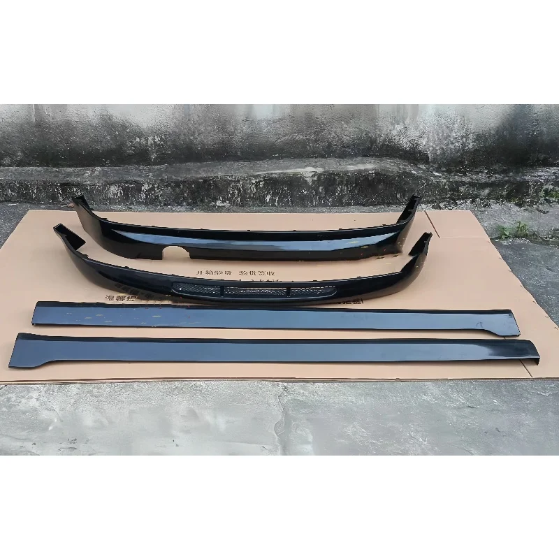 Kit carrocería VW Golf 4 2004-2008 con pala delantera y labio trasero - imagen 2