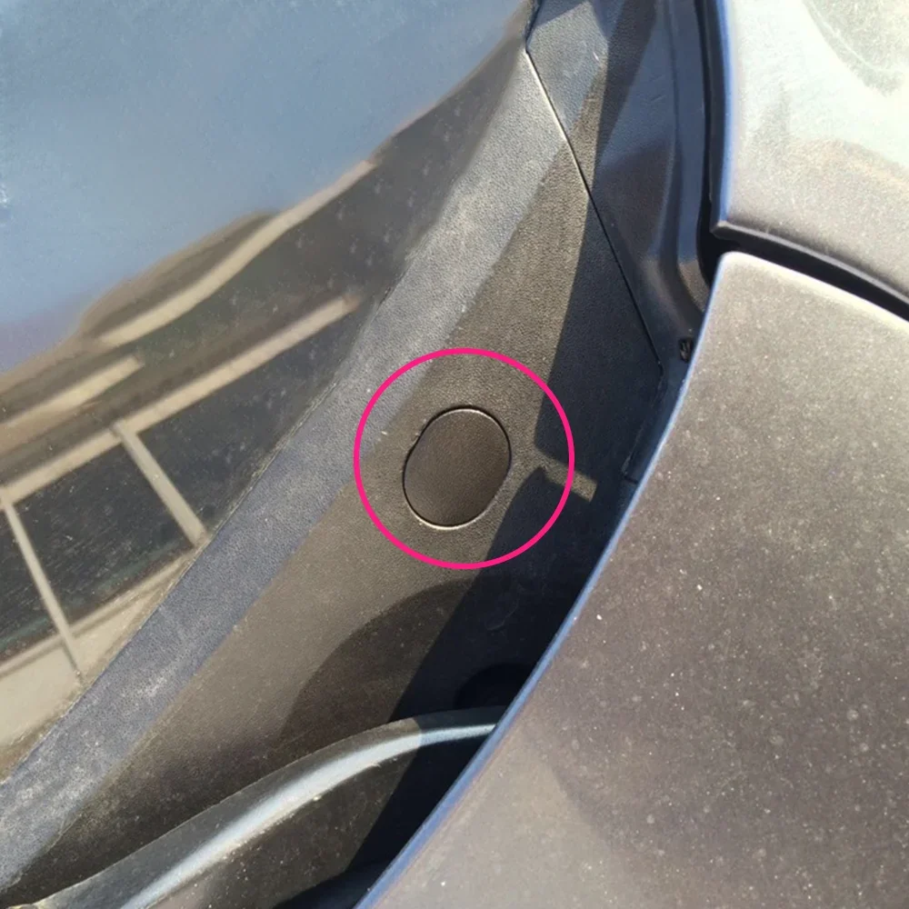 E016-50-796 Tapa de tuerca del limpiaparabrisas Mazda 3 BK 2003-2008 - imagen 3