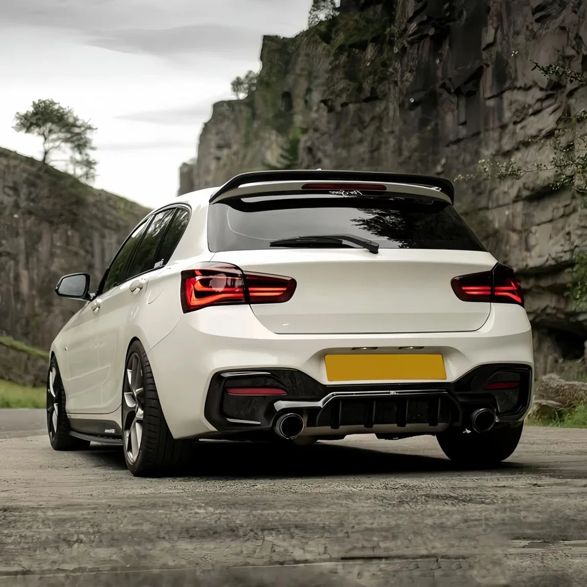 BodyKit splitter trasero BMW Serie 1 M Sport F20 F21 2015-2019 - imagen 4