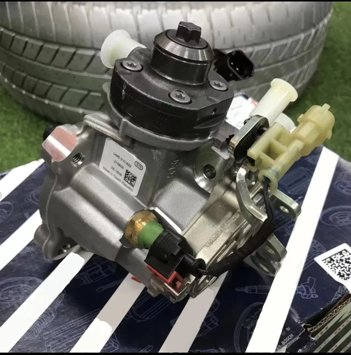 Bomba diesel BOSCH TDV6 para Land Rover Discovery 4 y Range Rover Sport - imagen 2