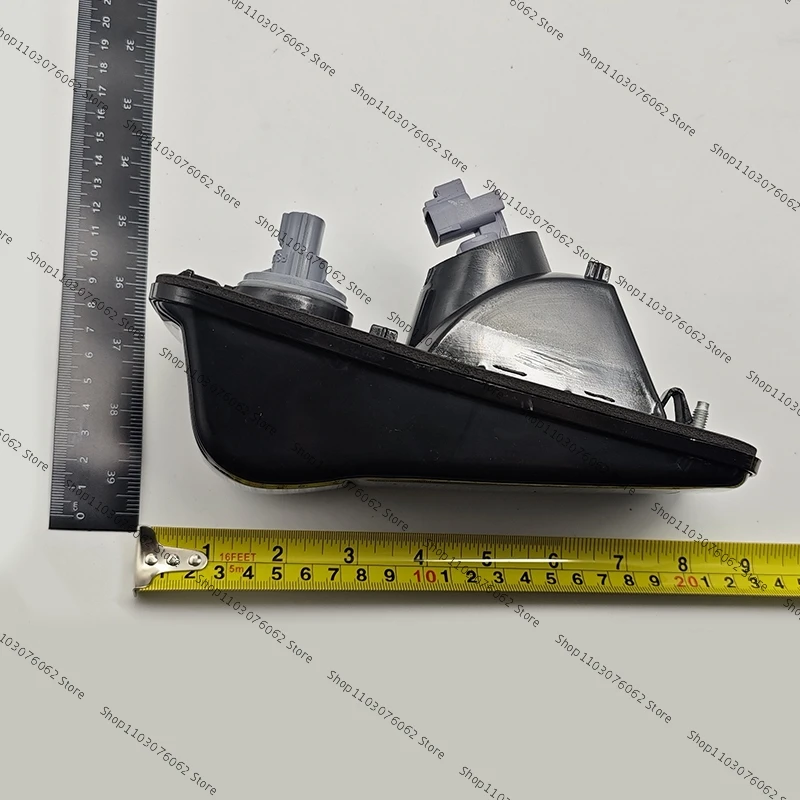 Piloto intermitente lateral para camión Isuzu NRR 2008-2017 - imagen 2