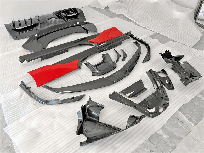 Detalle del kit de carrocería de carbono para Ferrari SF90