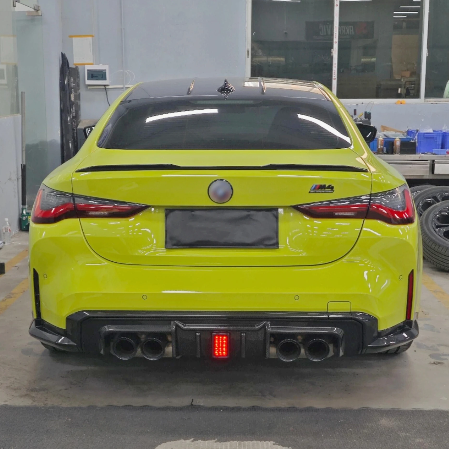 Difusor trasero de fibra de carbono G82 para BMW M3 M4