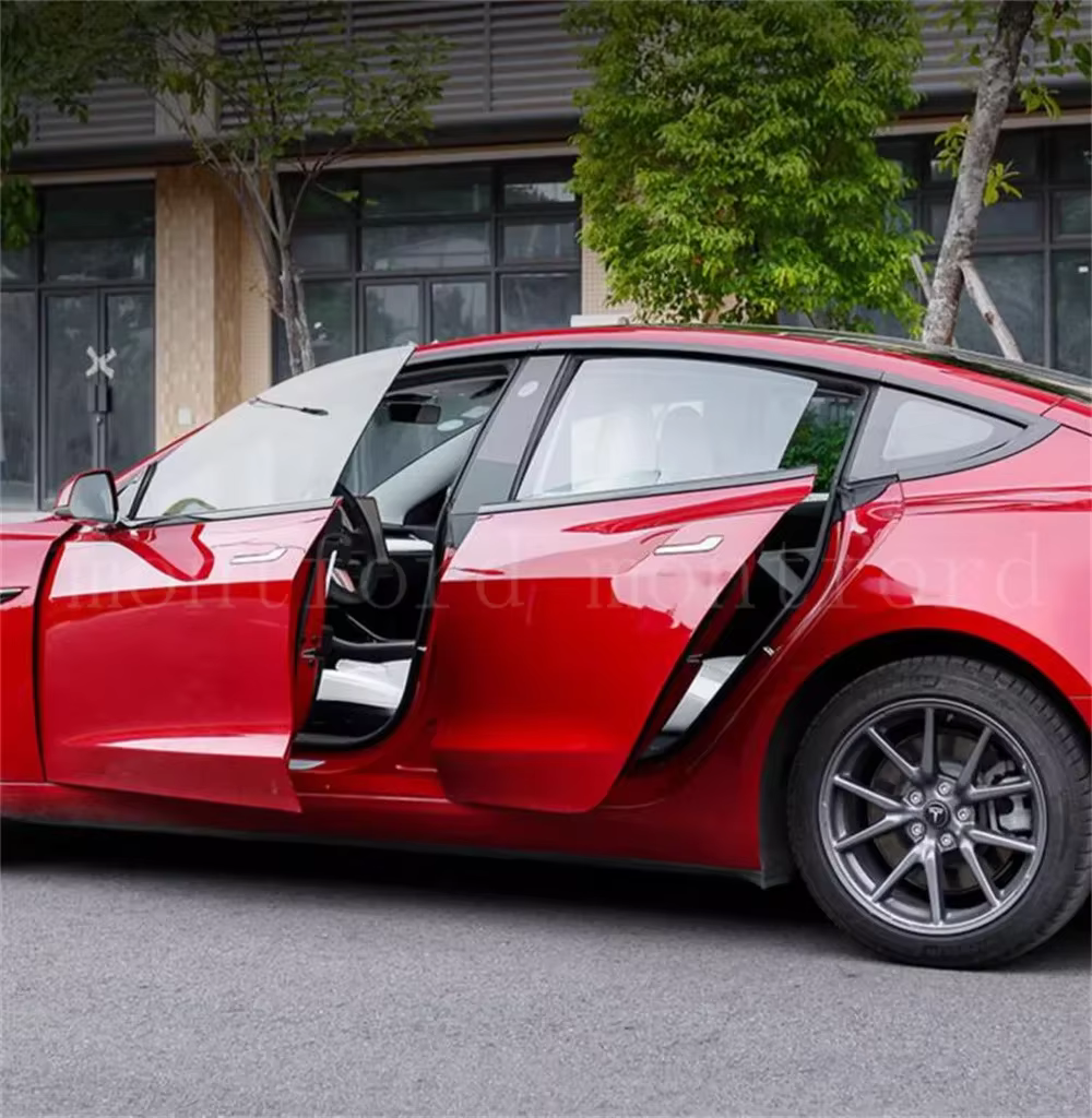Detalle de los accesorios exteriores para Tesla