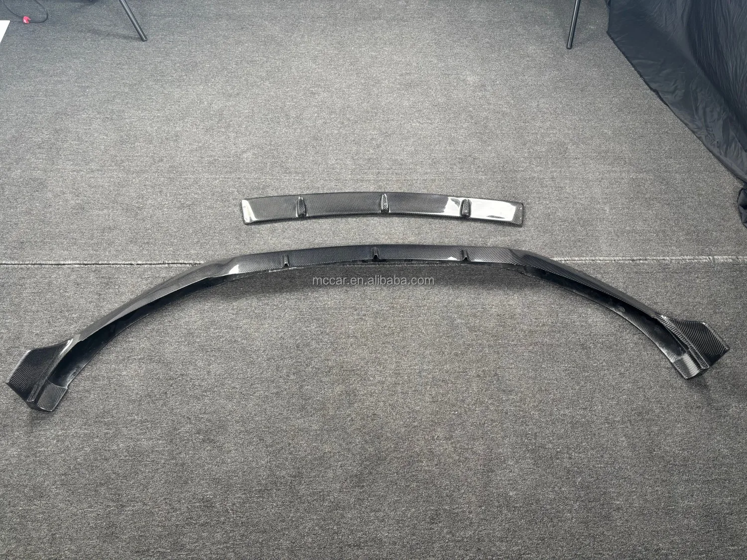 Labio delantero fibra carbono Mercedes W205 C63 AMG Black Series - imagen 2