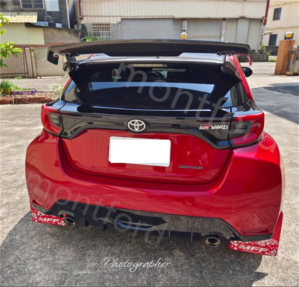 Kit alerón trasero Toyota GR Yaris GXPA16 fibra carbono - imagen 3