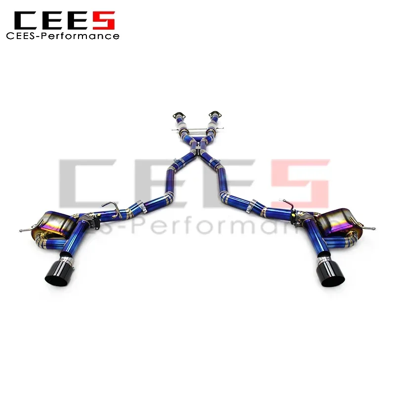 Sistema de escape CEES Catback para Jeep Grand Cherokee visto desde atrás