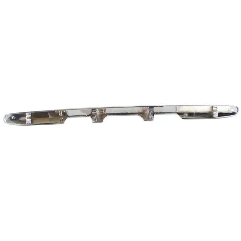 Moldura cromada matrícula trasera Peugeot 206 y 207 - imagen 2