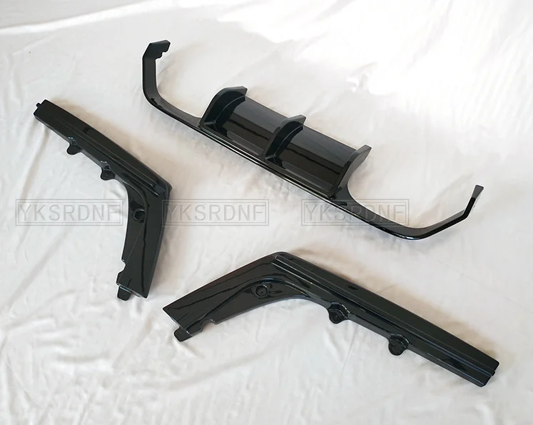 Kit splitter trasero fibra carbono BMW M3 F80 M4 F82 F83 - imagen 5