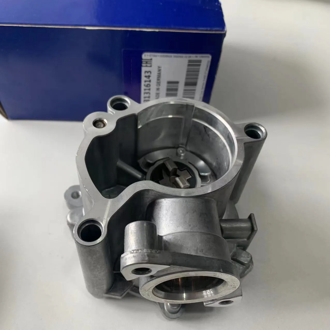 Bomba de vacío Volvo 31316143 – S60 S80 S90 XC60 XC90 2.0