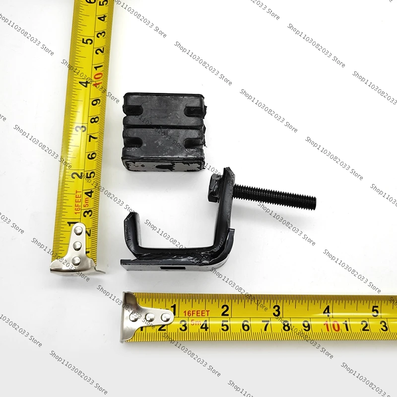 Soporte de parachoques delantero Nissan Paladin Pickup D22 - imagen 2