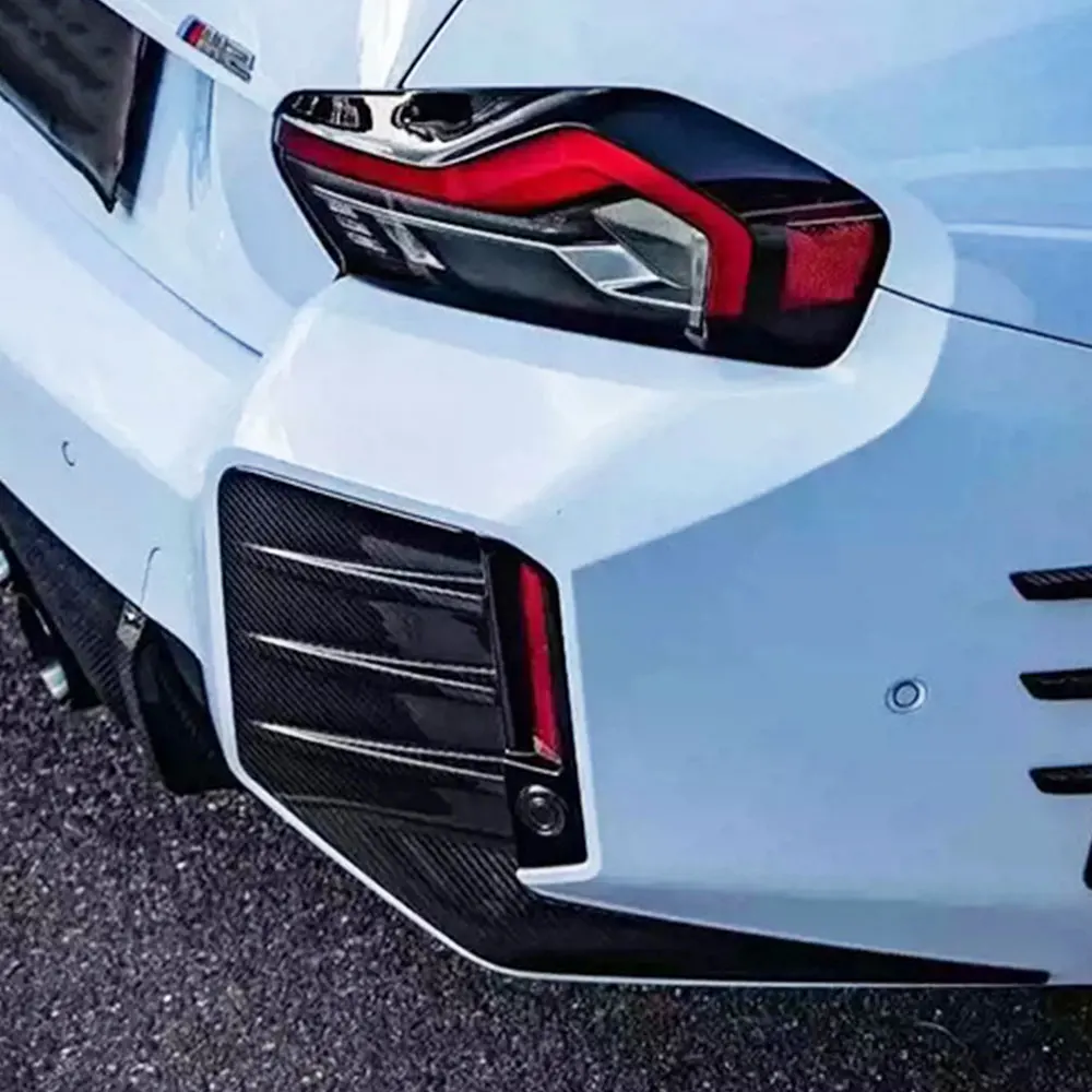 Divisor fibra de carbono BMW M2 G87 parachoques trasero - imagen 4