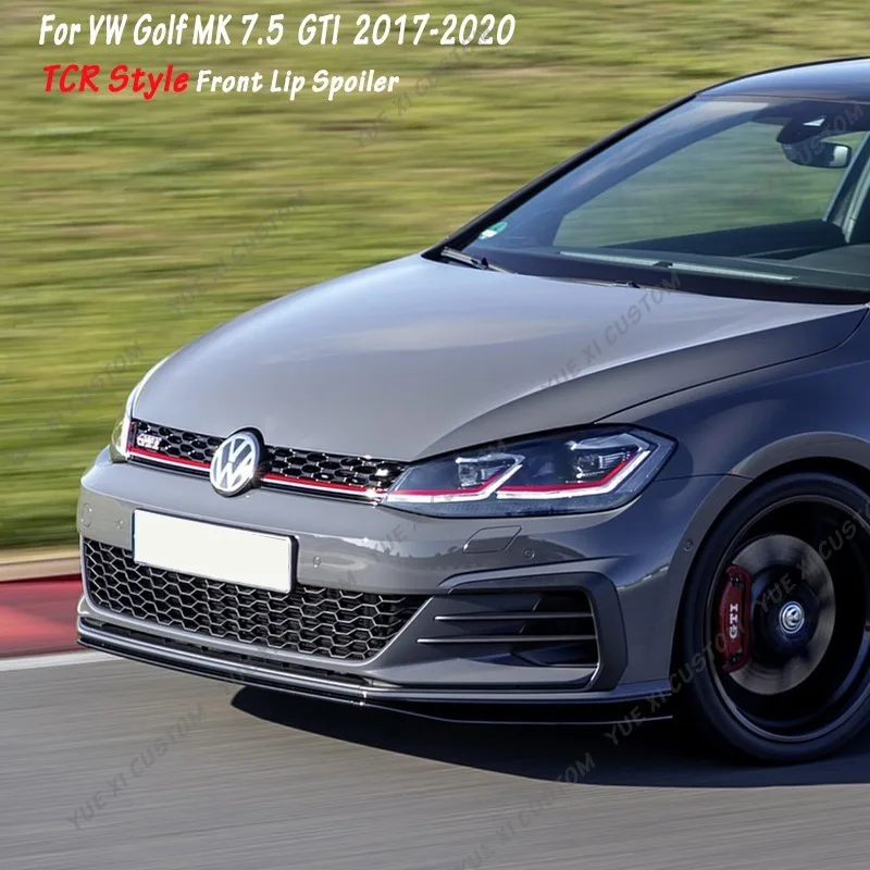 Divisor delantero negro brillante instalado en Volkswagen Golf 7.5 GTI TCR