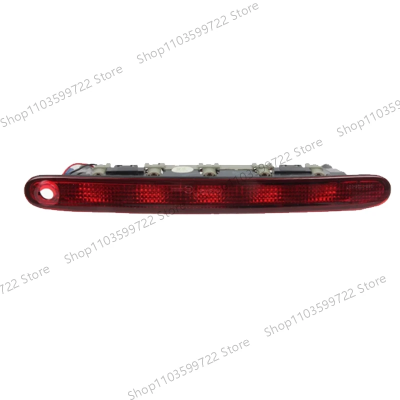 Tercera luz de freno central Suzuki Swift, Alto y S-Cross - imagen 3