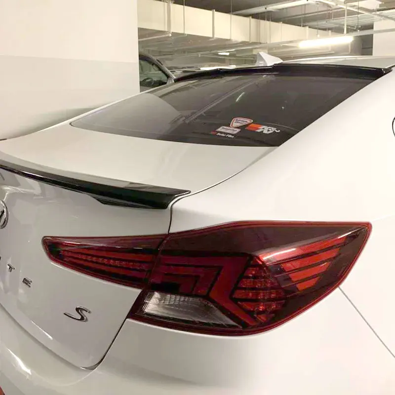 Alerón trasero Hyundai Avante 2019 negro de decoración - imagen 3