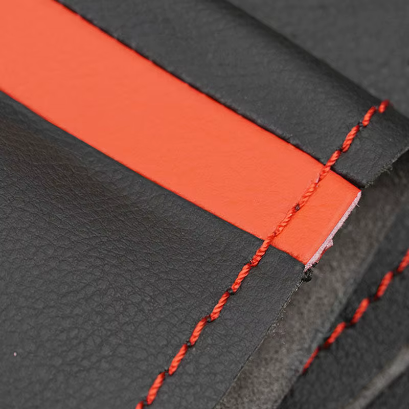 Funda volante cuero microfibra hilo rojo – Nissan Tiida/Livina - imagen 3