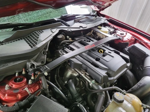 Soporte de puntal superior para Ford Mustang MK6 - imagen 5